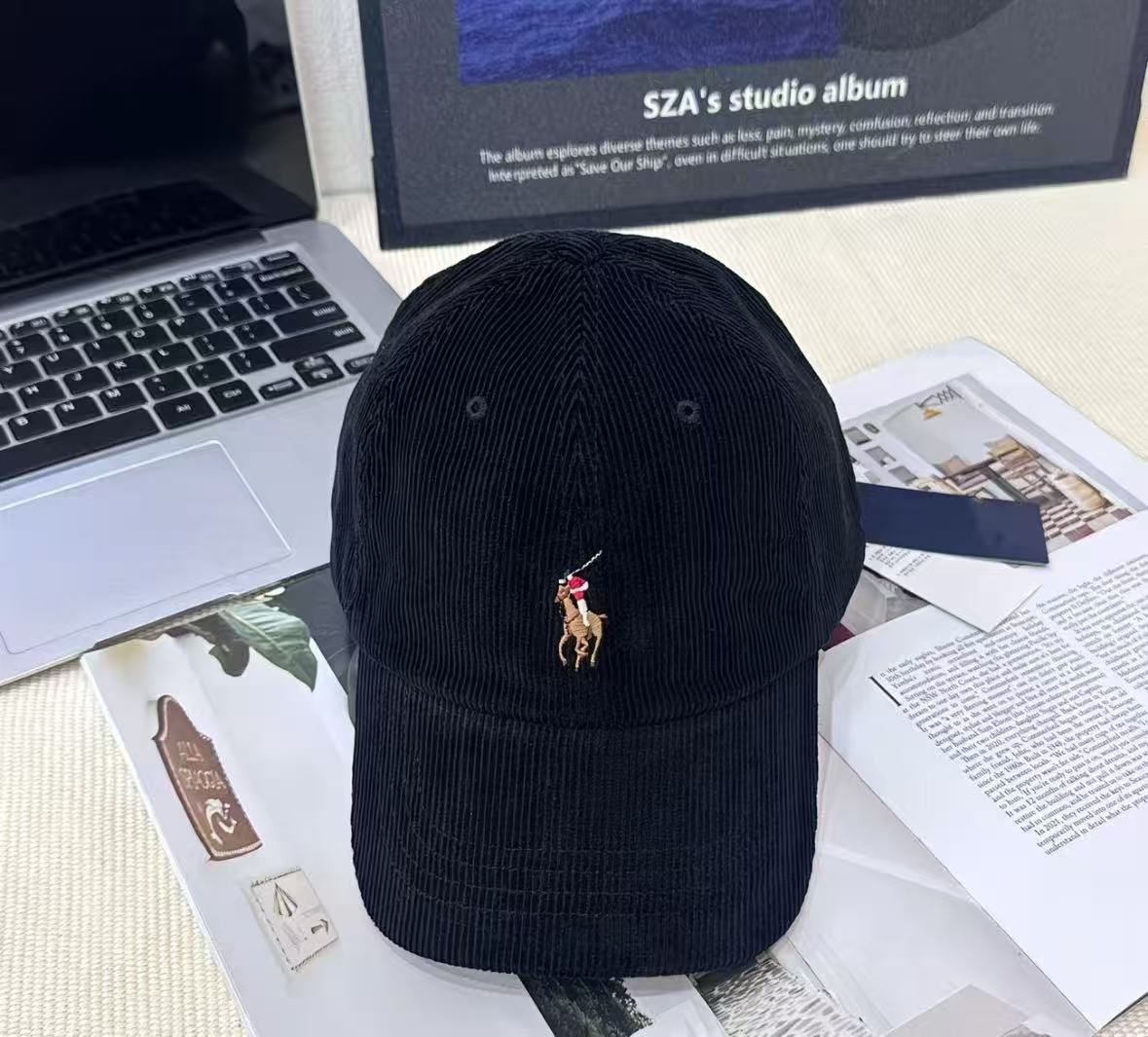 Ralph Lauren Premium Corduroy Cap – Classic Embroidered Baseball Hat